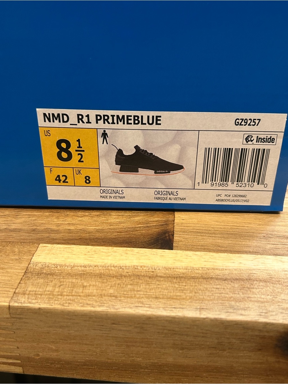 (Brand New) Men’s 8 1/2 Adidas NMD R1 Primeblue “Gum Bottoms” - Picture 13 of 15